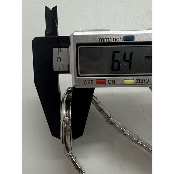 Alba Sapphire VX51-X426 Silver Tone Round Mens Watch Stainless Steel Band Roman - Picture 7 of 7